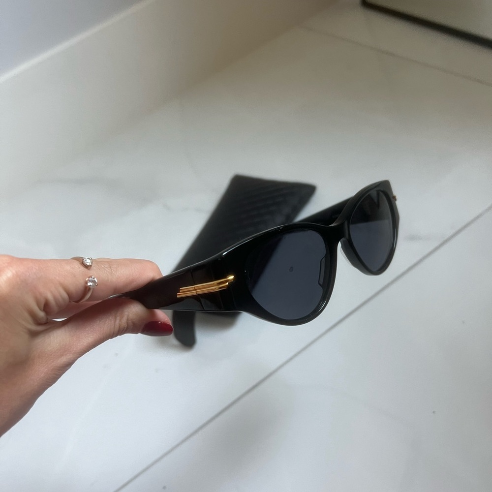 bottega veneta sunglasses